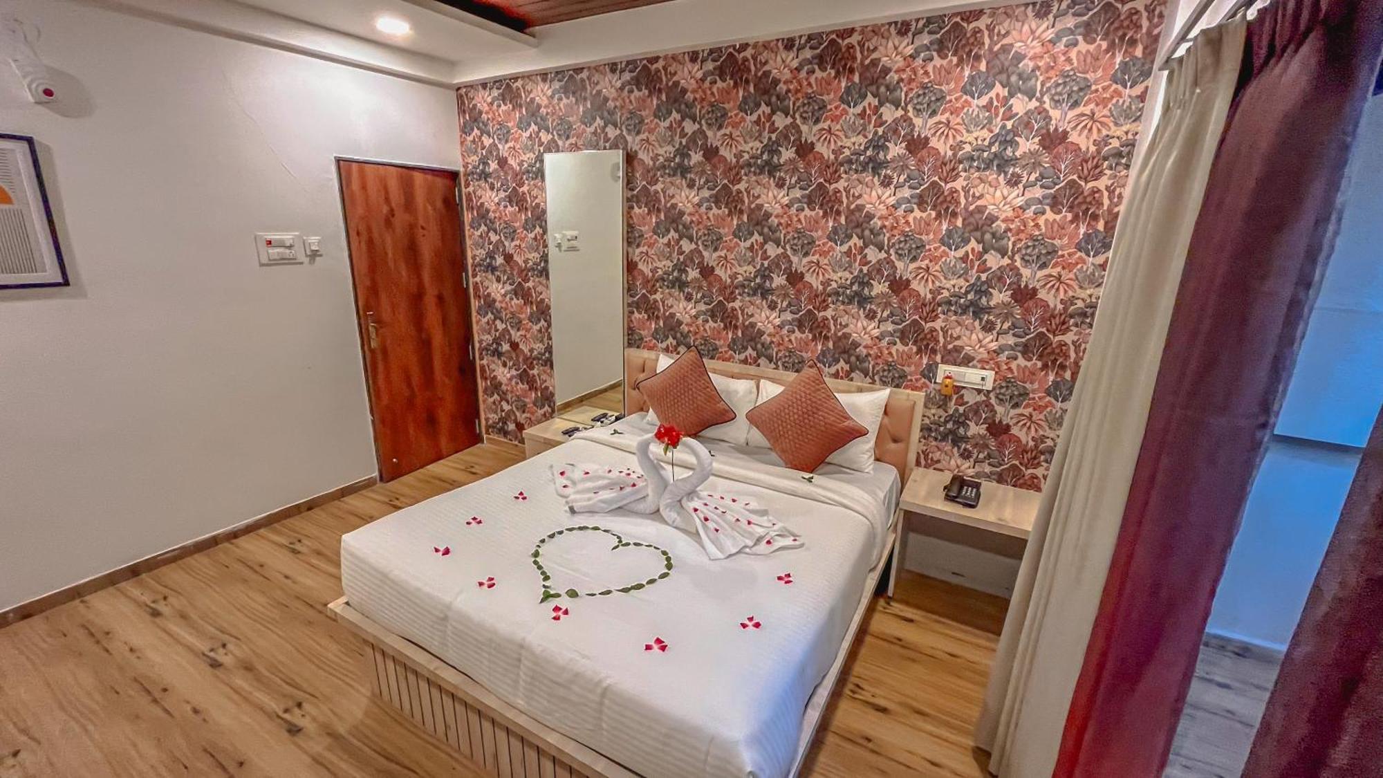 Regenta Bharti Amusement & Adventure Resort Pune, Urulikanchan Uruli Kānchān Dış mekan fotoğraf